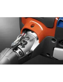 DESBROZADORA HUSQVARNA 525LK CON VAREADOR ZANON